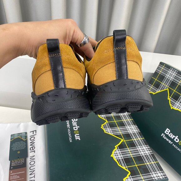 Flower MOUNTAIN NANGA Collaboration Sneaker in Brown&Black Suede - Picture 8 of 9